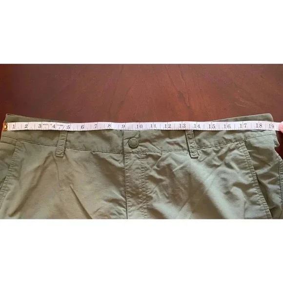The North Face Men's Flat Front Green Kelp Adventure Shorts Size 36 - Picture 10 of 10